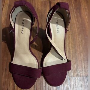 Torrid Women's Deep Red Heels 8.5W